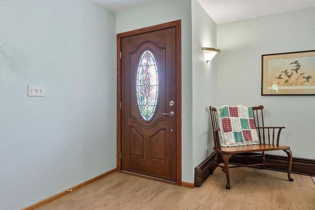 28511 Ray DRIVE, Waterford, WI 53185