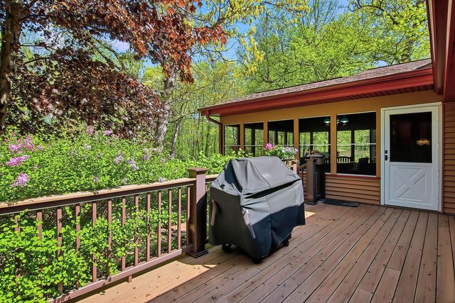 28511 Ray DRIVE, Waterford, WI 53185