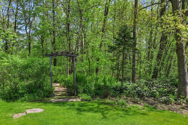 28511 Ray DRIVE, Waterford, WI 53185