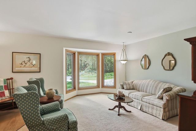 28511 Ray DRIVE, Waterford, WI 53185
