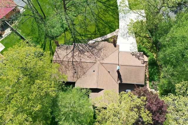 28511 Ray DRIVE, Waterford, WI 53185