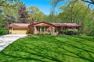 28511 Ray DRIVE, Waterford, WI 53185