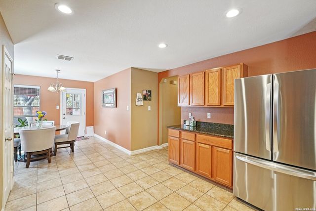 7835 Saddle Run, Selma, TX 78154