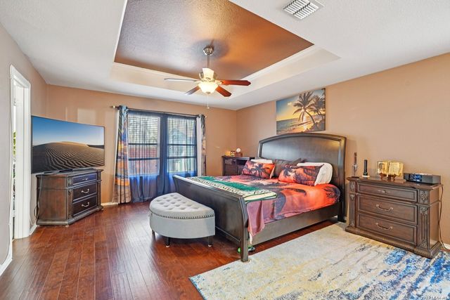 7835 Saddle Run, Selma, TX 78154