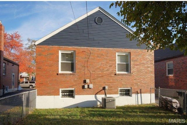 6750 Julian Avenue, St Louis, MO 63130