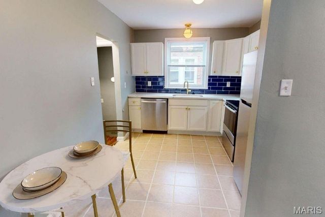 6750 Julian Avenue, St Louis, MO 63130