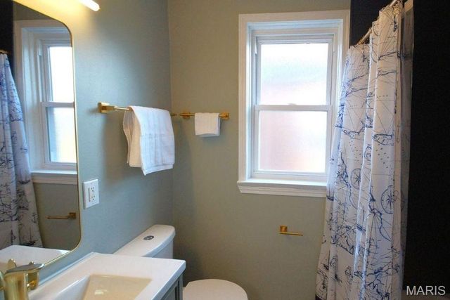 6750 Julian Avenue, St Louis, MO 63130