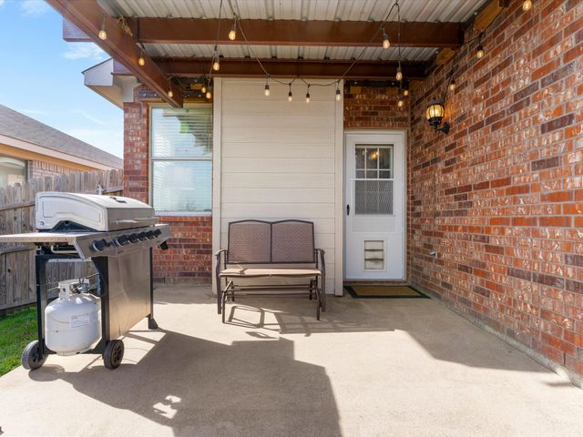 9964 Legacy Drive, Fort Worth, TX 76108