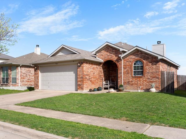 9964 Legacy Drive, Fort Worth, TX 76108