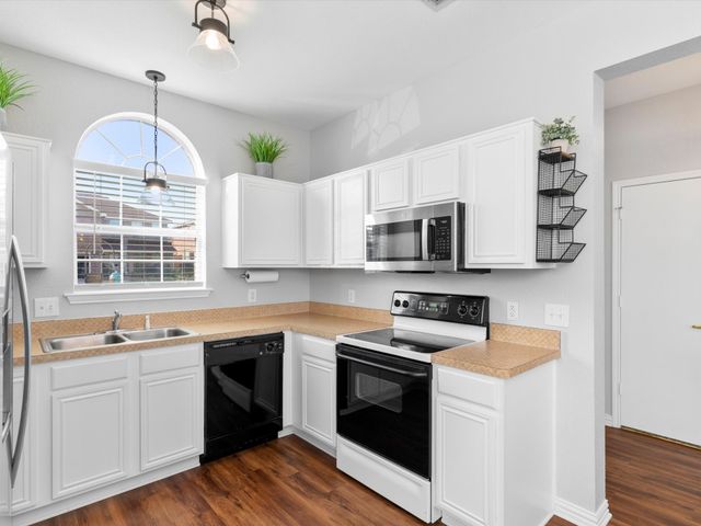 9964 Legacy Drive, Fort Worth, TX 76108