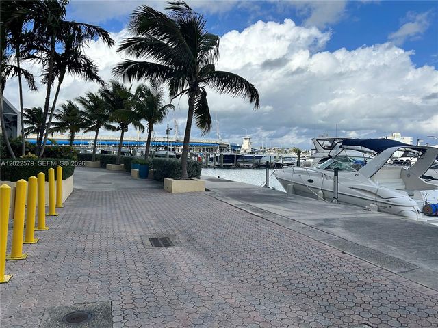 7601 E Treasure Dr 2104, North Bay Village, FL 33141