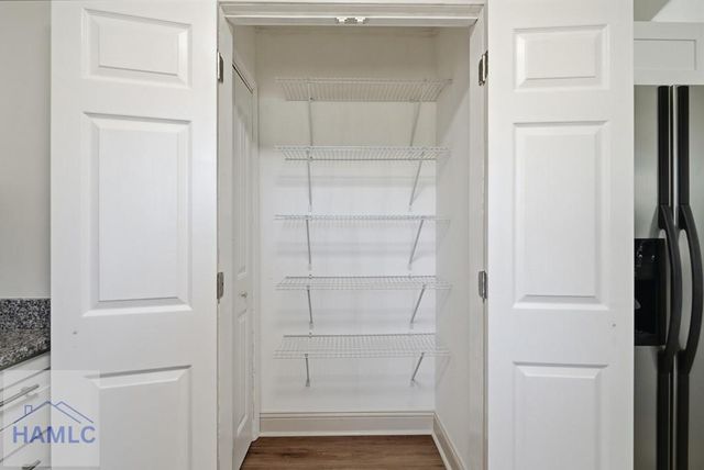 702 Pineview Court, Hinesville, GA 31313