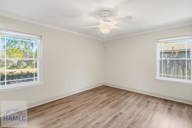 702 Pineview Court, Hinesville, GA 31313