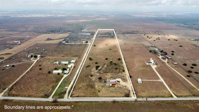 14024 Graef RD, Creedmoor, TX 78610