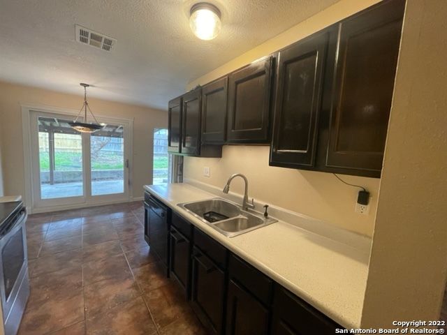 838 SADDLEBROOK DR, San Antonio, TX 78245