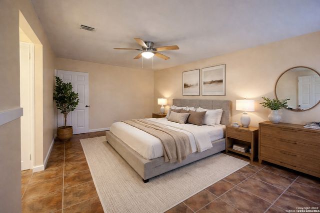 838 SADDLEBROOK DR, San Antonio, TX 78245