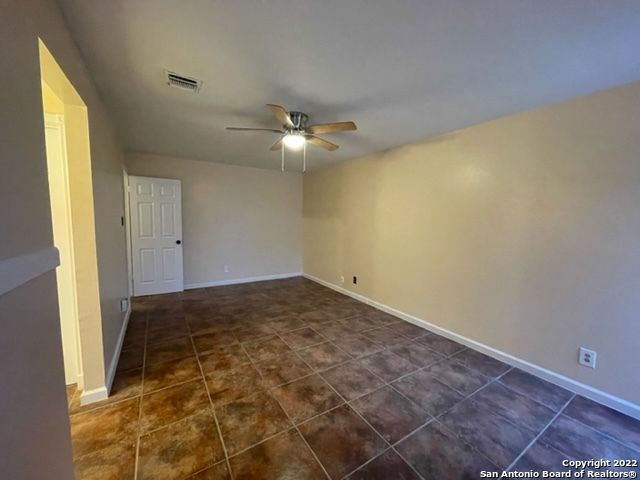 838 SADDLEBROOK DR, San Antonio, TX 78245