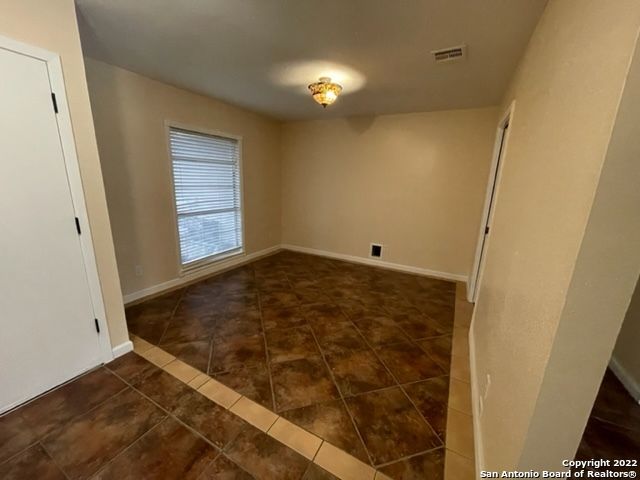 838 SADDLEBROOK DR, San Antonio, TX 78245