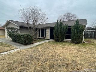 838 SADDLEBROOK DR, San Antonio, TX 78245