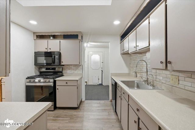 1414 Airport Heights Drive, Anchorage, AK 99508