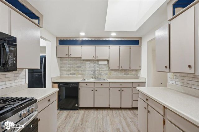 1414 Airport Heights Drive, Anchorage, AK 99508