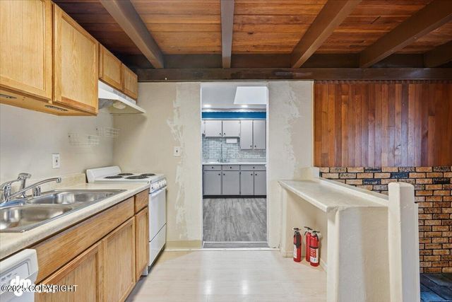 1414 Airport Heights Drive, Anchorage, AK 99508