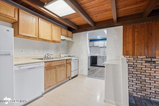 1414 Airport Heights Drive, Anchorage, AK 99508