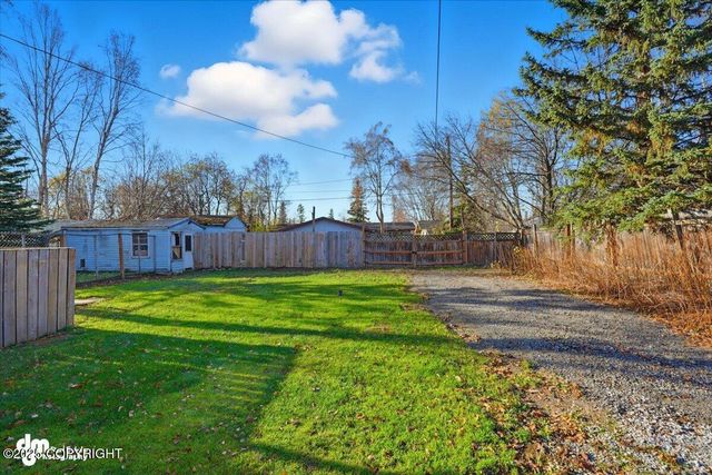 1414 Airport Heights Drive, Anchorage, AK 99508