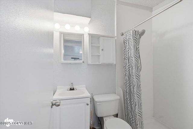 1414 Airport Heights Drive, Anchorage, AK 99508