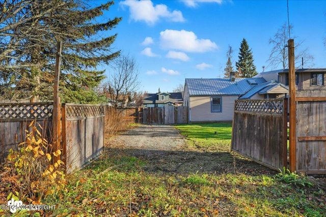 1414 Airport Heights Drive, Anchorage, AK 99508