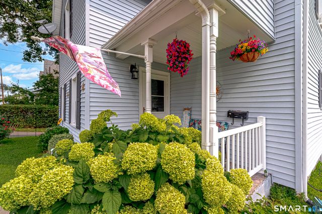 44 Greenwood Street, New Britain, CT 06051
