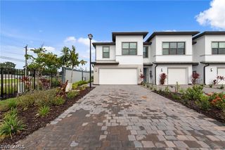27906 Radiant CT, Bonita Springs, FL 34135