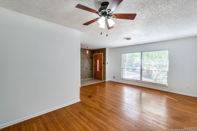 123 WESTCHESTER DR, San Antonio, TX 78217