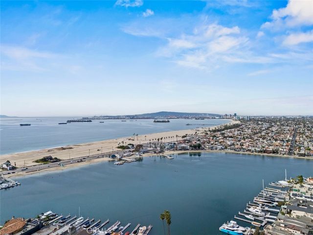89 Rivo Alto Canal, Long Beach, CA 90803