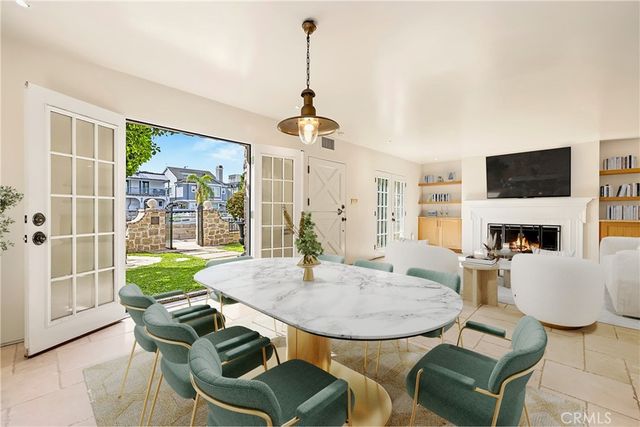 89 Rivo Alto Canal, Long Beach, CA 90803
