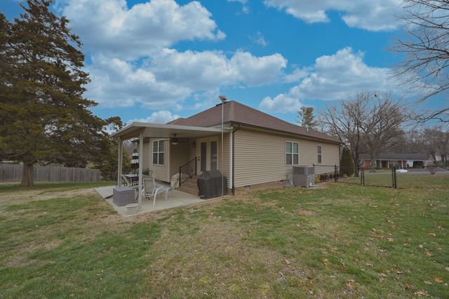 1005 Candace St, Gallatin, TN 37066