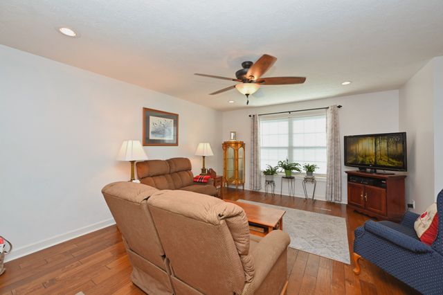 1005 Candace St, Gallatin, TN 37066