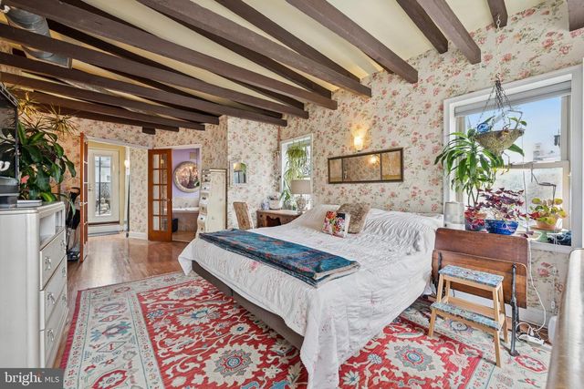 1632 BROWN ST, Philadelphia, PA 19130