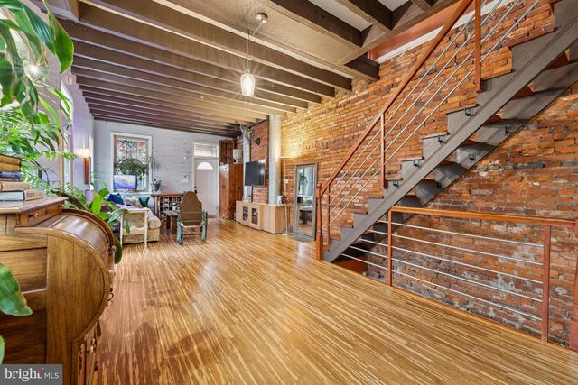 1632 BROWN ST, Philadelphia, PA 19130