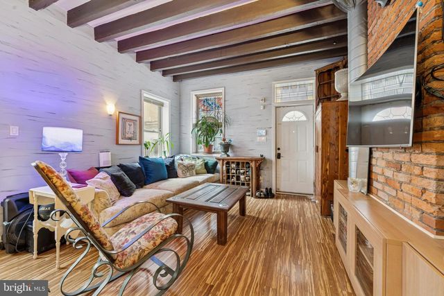 1632 BROWN ST, Philadelphia, PA 19130