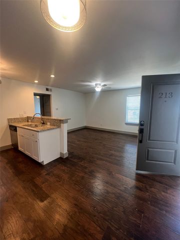 4633 Fairmount Street 213, Dallas, TX 75219