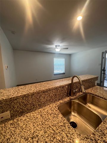 4633 Fairmount Street 213, Dallas, TX 75219