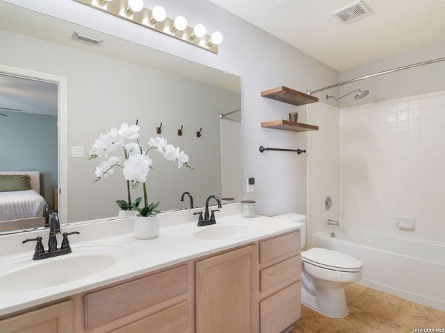 3902 Knollhaven, San Antonio, TX 78247