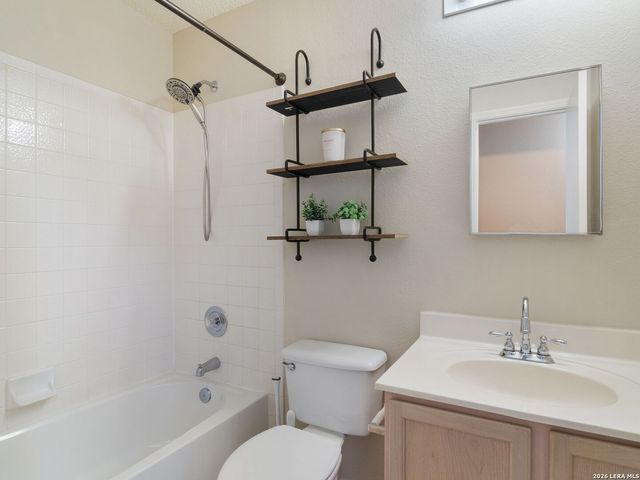 3902 Knollhaven, San Antonio, TX 78247