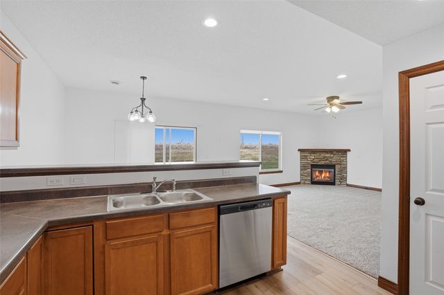 1832 Goose Lake Circle, North Liberty, IA 52317