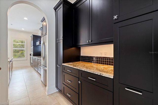 2602 W DE LEON STREET 4, Tampa, FL 33609