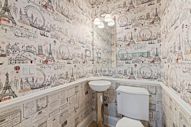 2602 W DE LEON STREET 4, Tampa, FL 33609