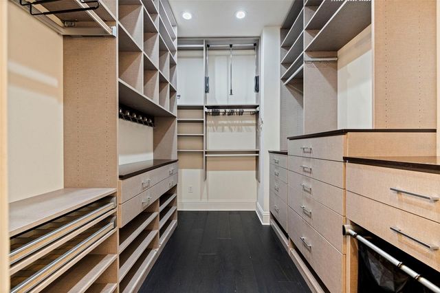 2602 W DE LEON STREET 4, Tampa, FL 33609