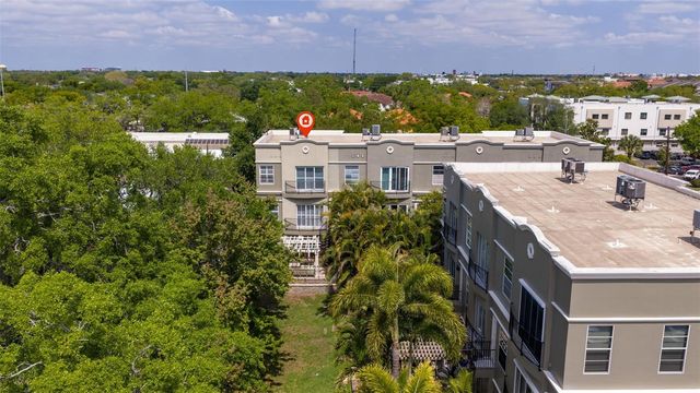 2602 W DE LEON STREET 4, Tampa, FL 33609