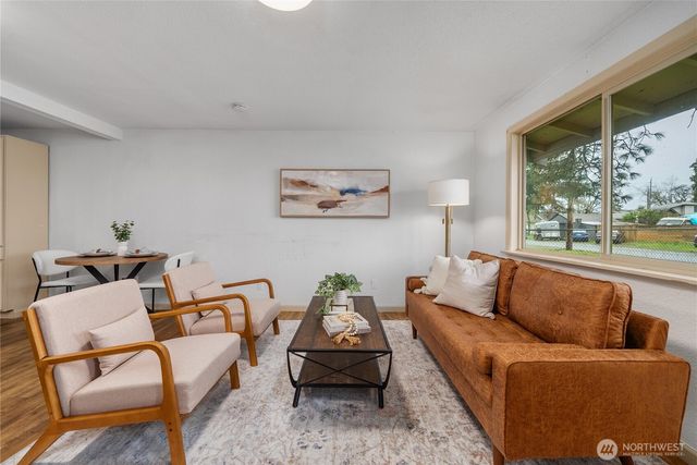 6621 S Pine Street, Tacoma, WA 98409